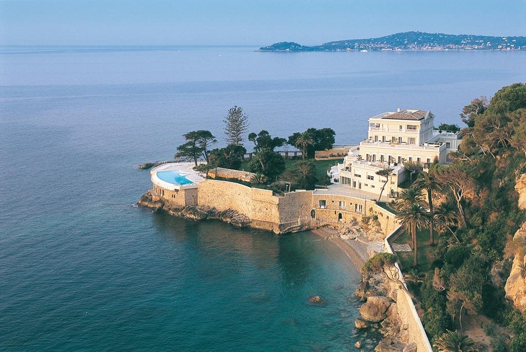 Cap Estel en su destino