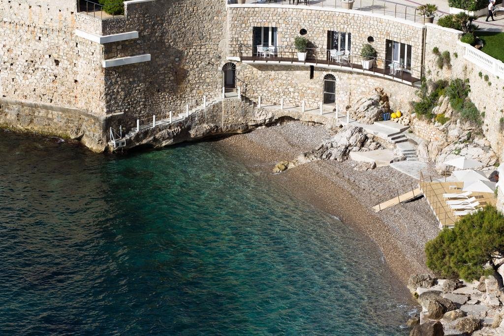 Cap Estel en France