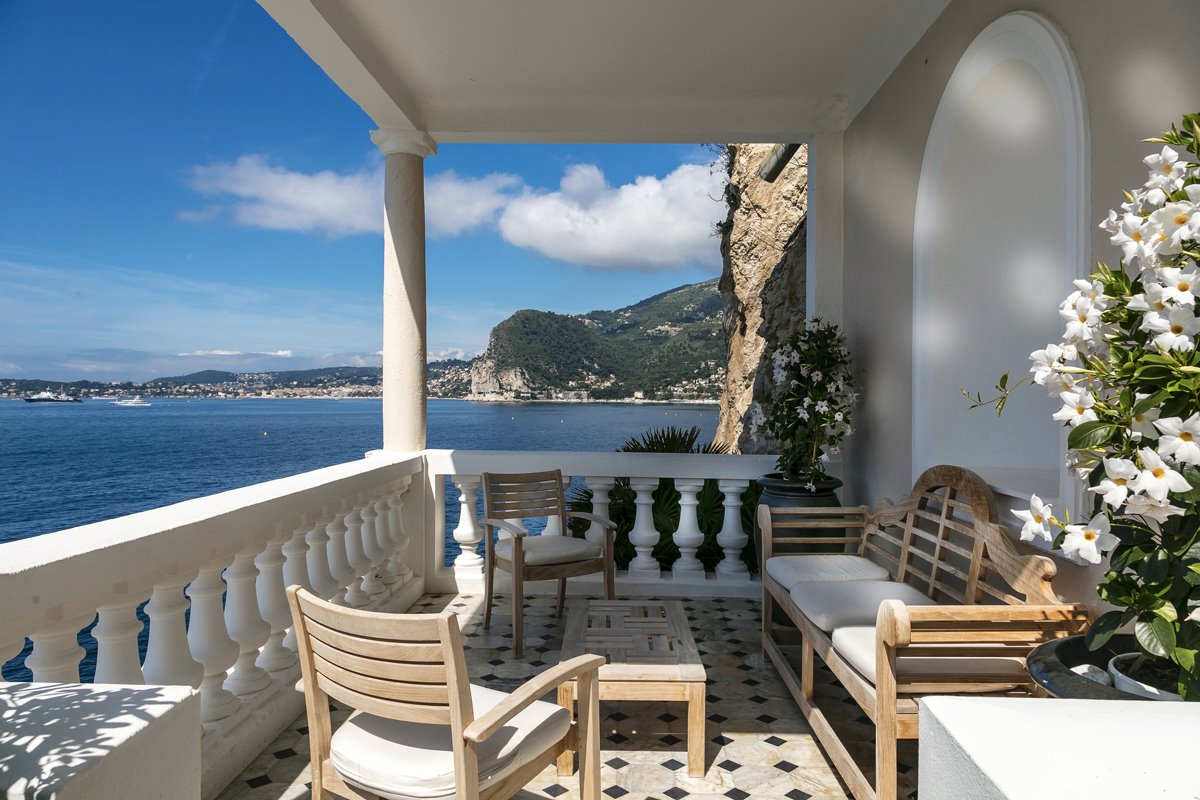 Cap Estel en France