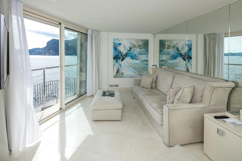 Cap Estel en France