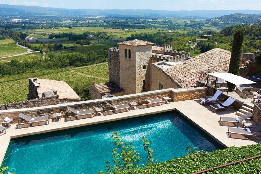 Crillon Le Brave en su destino