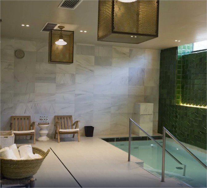 Hotel Camiral  en Spain