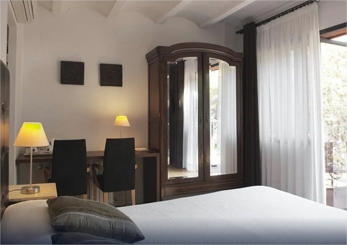 Hotel Mont-Sant en Spain