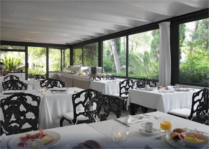 Hotel Mont-Sant en Spain