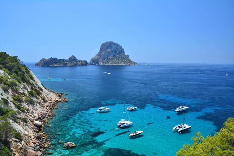 Ibiza | LAT.40