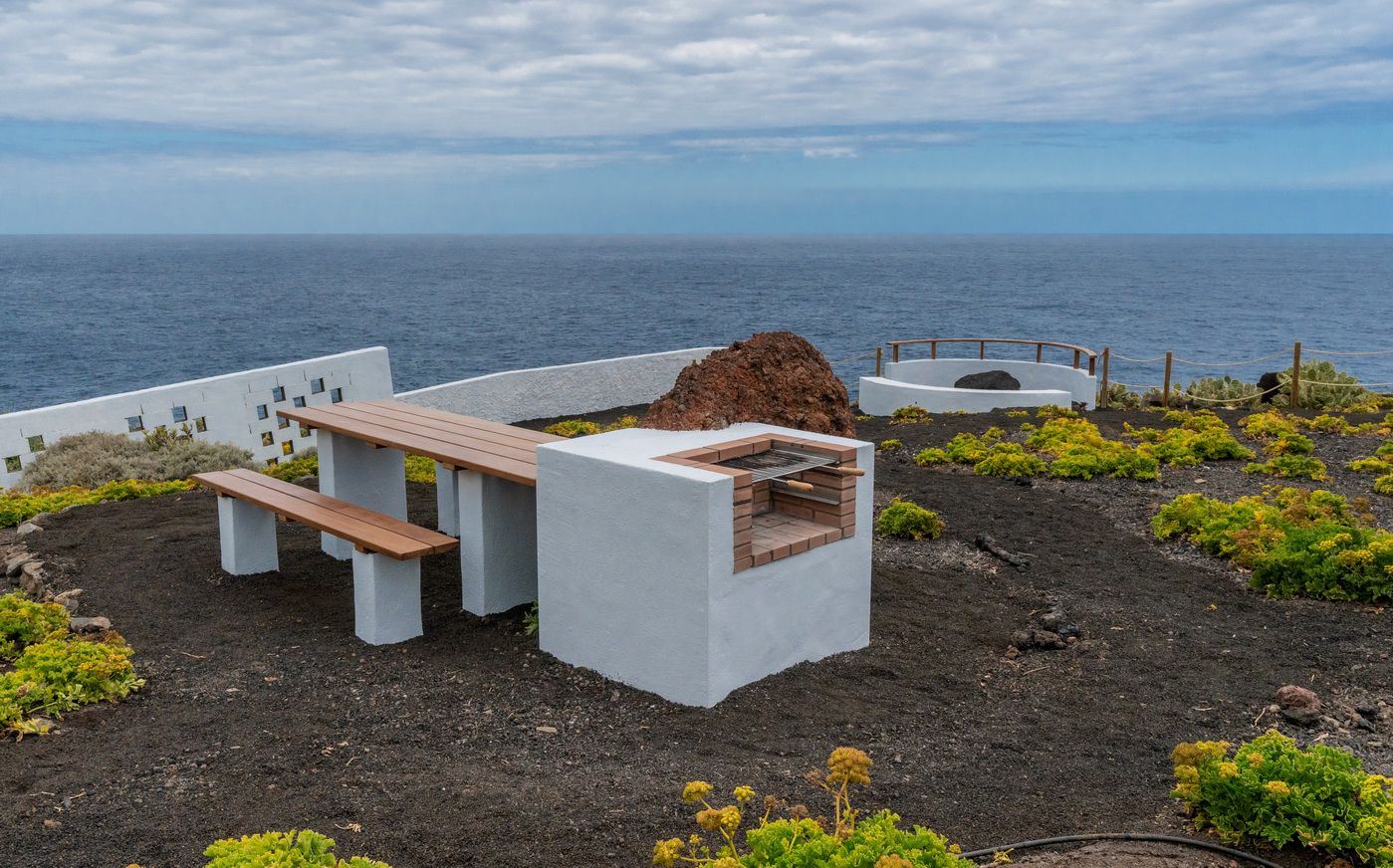 Faro de Punta Cumplida en La Palma