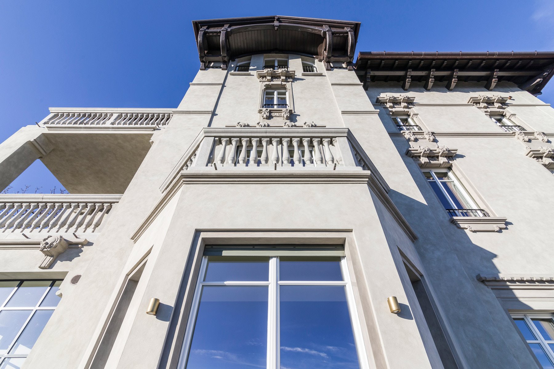 Art Nouveau Luxury Villa en Como