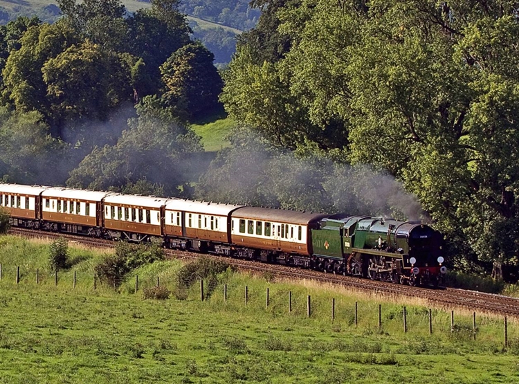 Belmond British Pullman | LAT.40
