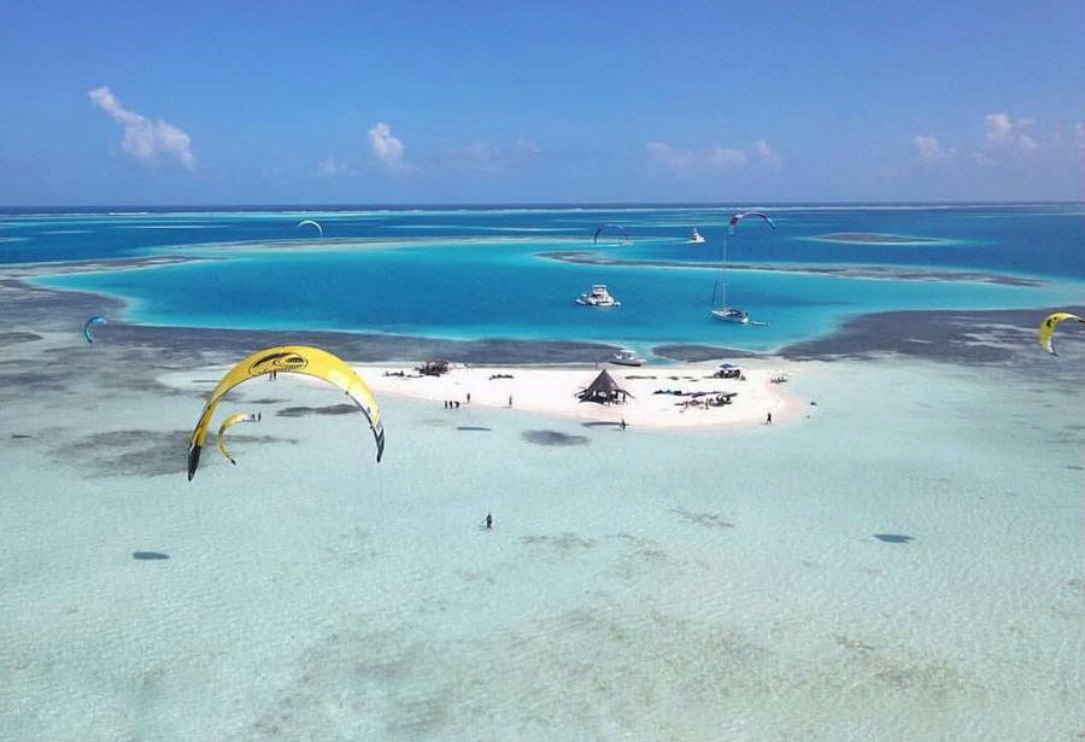 Los Roques | LAT.40