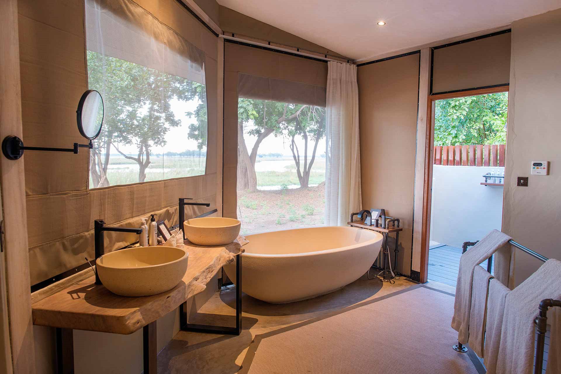Sausage Tree Camp en Lower Zambezi