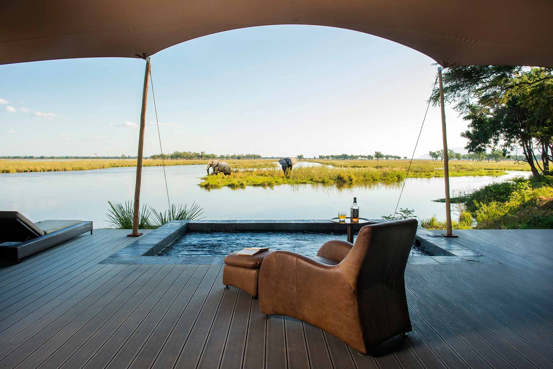 Sausage Tree Camp en Lower Zambezi