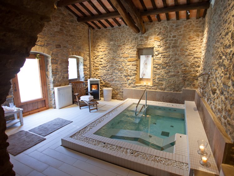 Masía la Garriga de Castelladral en Spain
