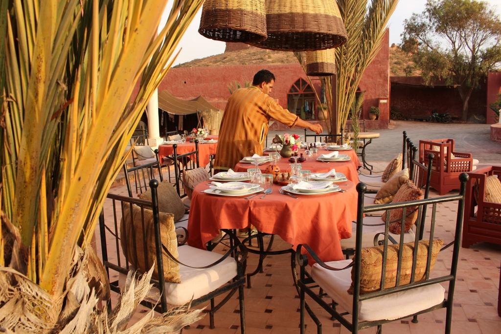 Les 3 Chameaux en Morocco