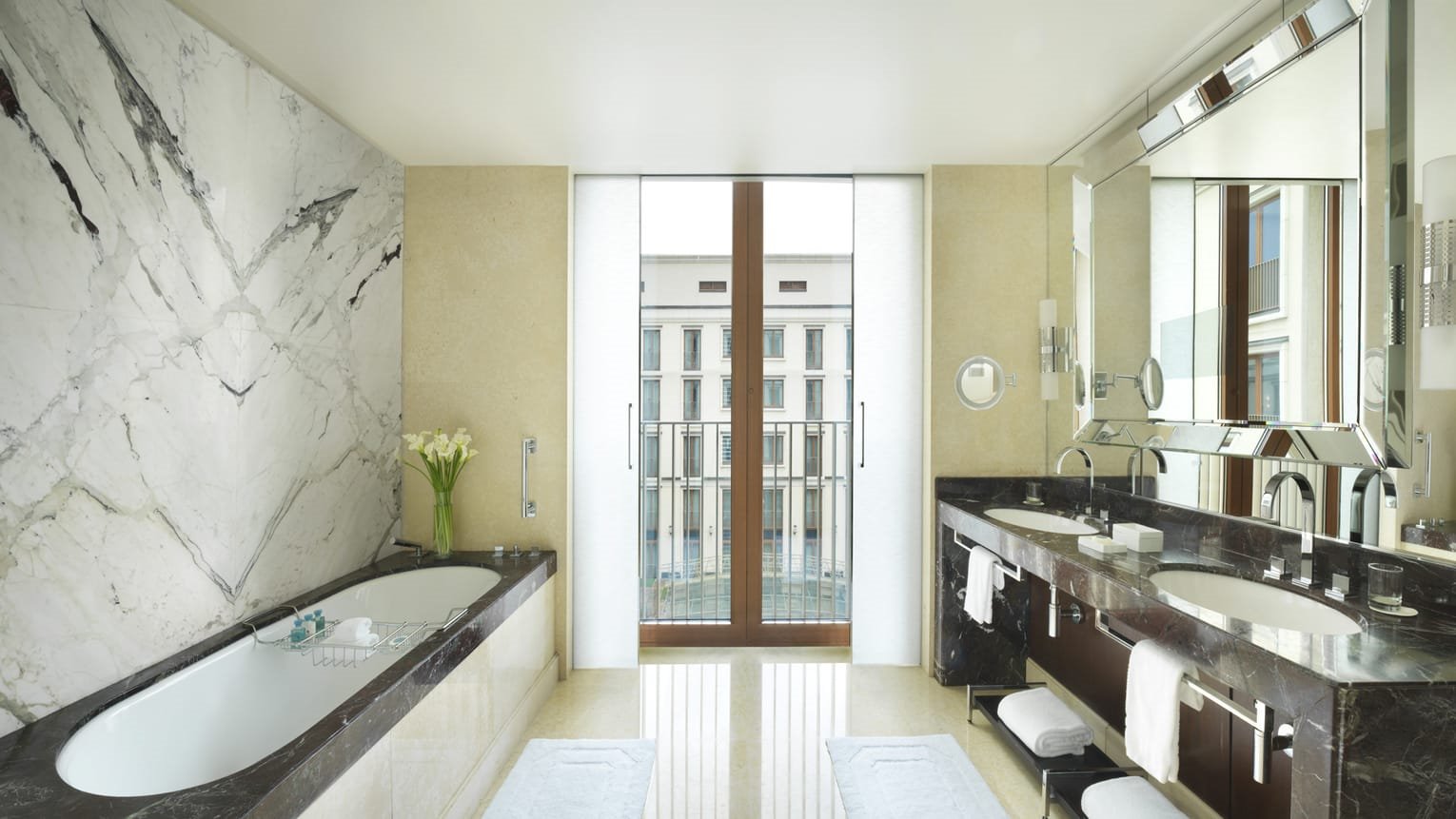 Four Seassons Hotel Moscow en Moscu