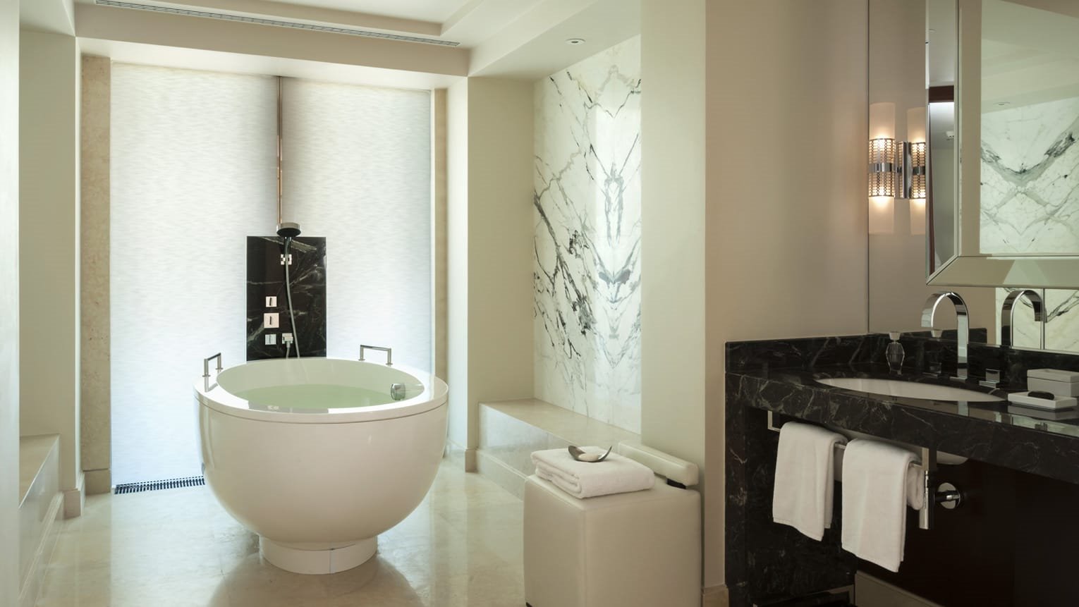 Four Seassons Hotel Moscow en Moscu