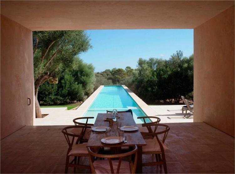 The Neuendorf House en Spain