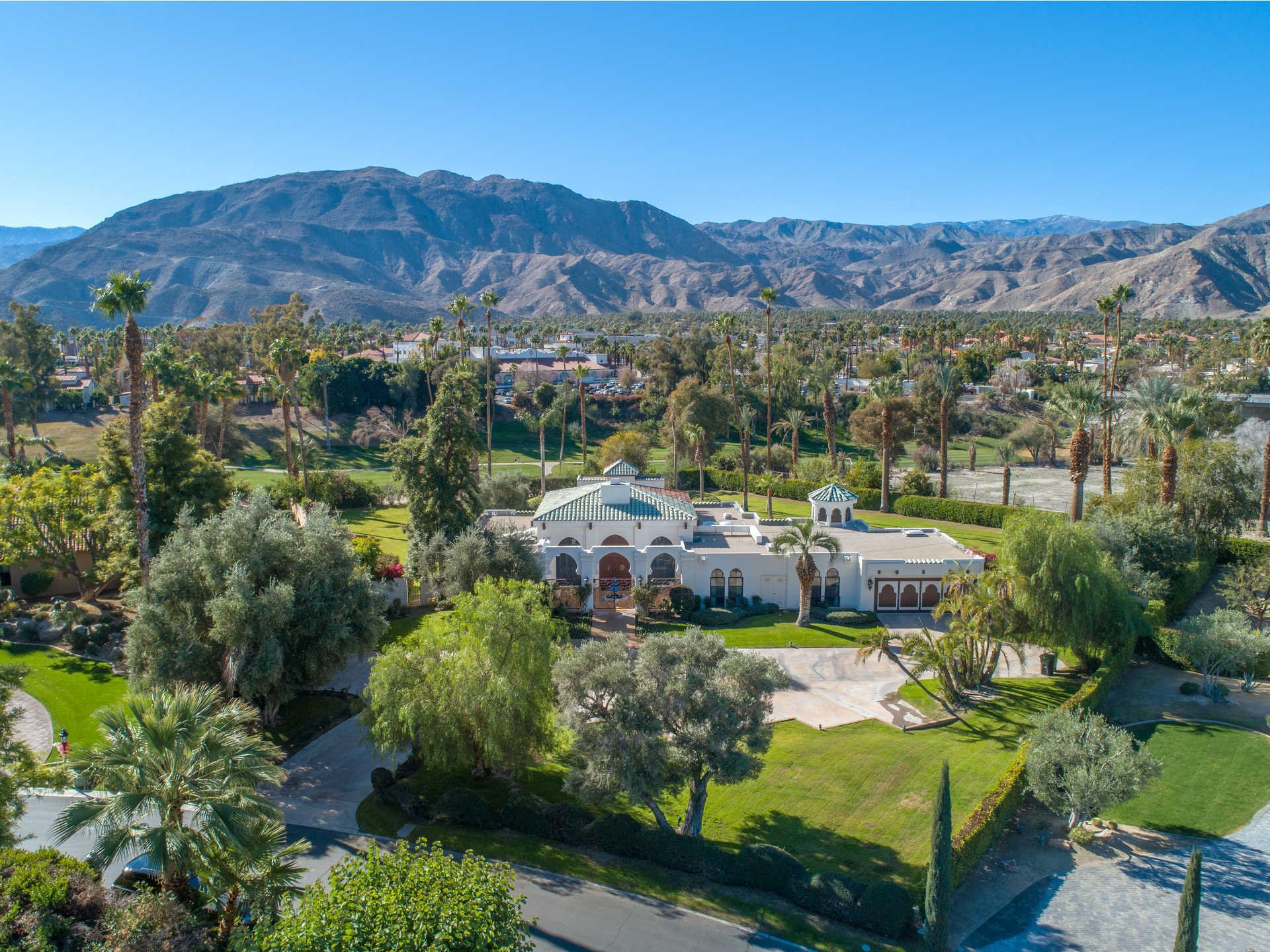 Palm Springs | LAT.40