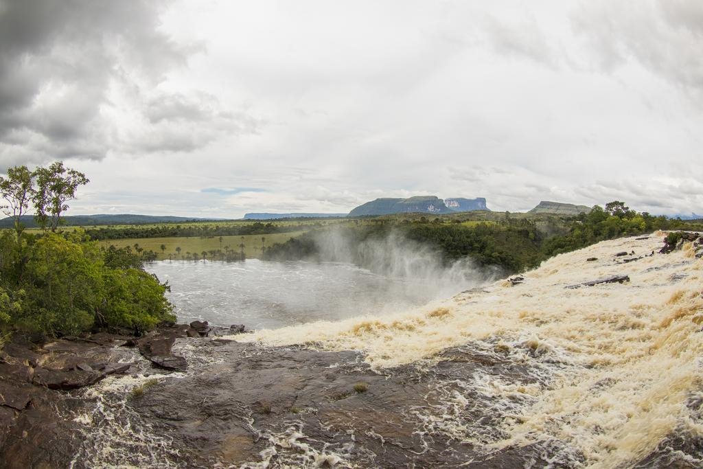 Ara Meru Lodge en Salto del Angel