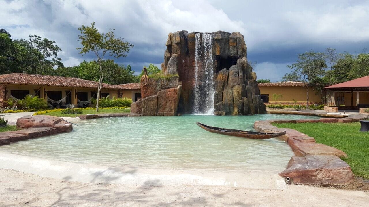 Ara Meru Lodge en Salto del Angel