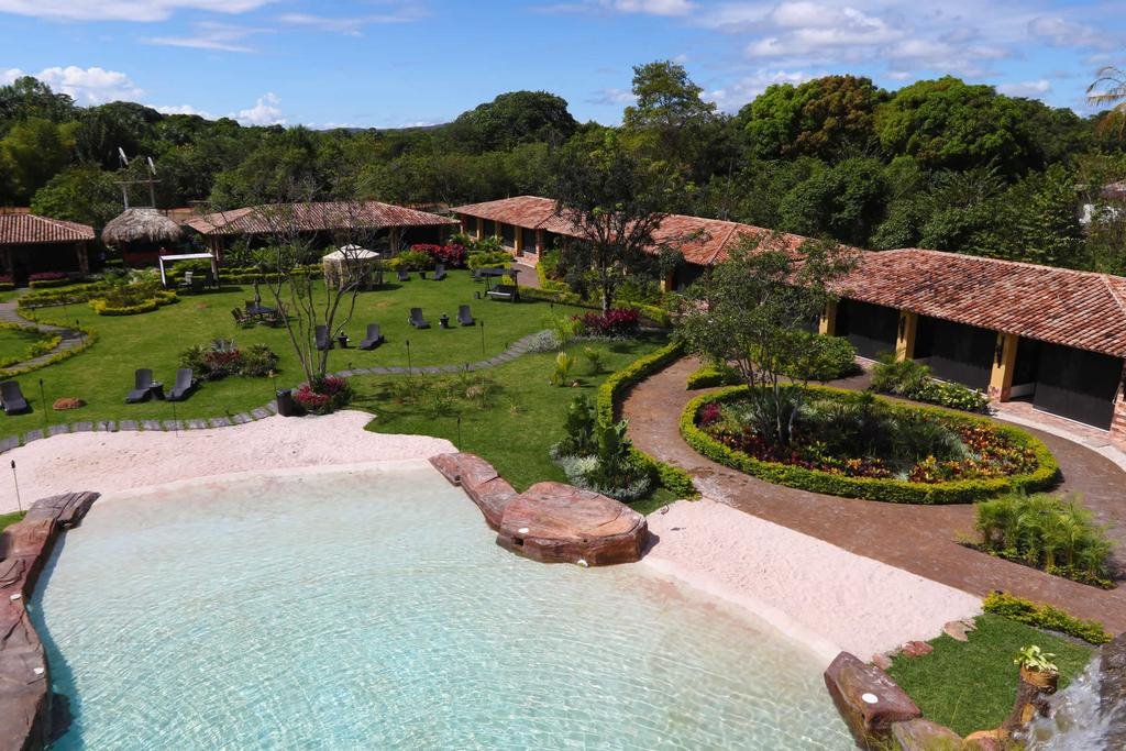 Ara Meru Lodge en Salto del Angel