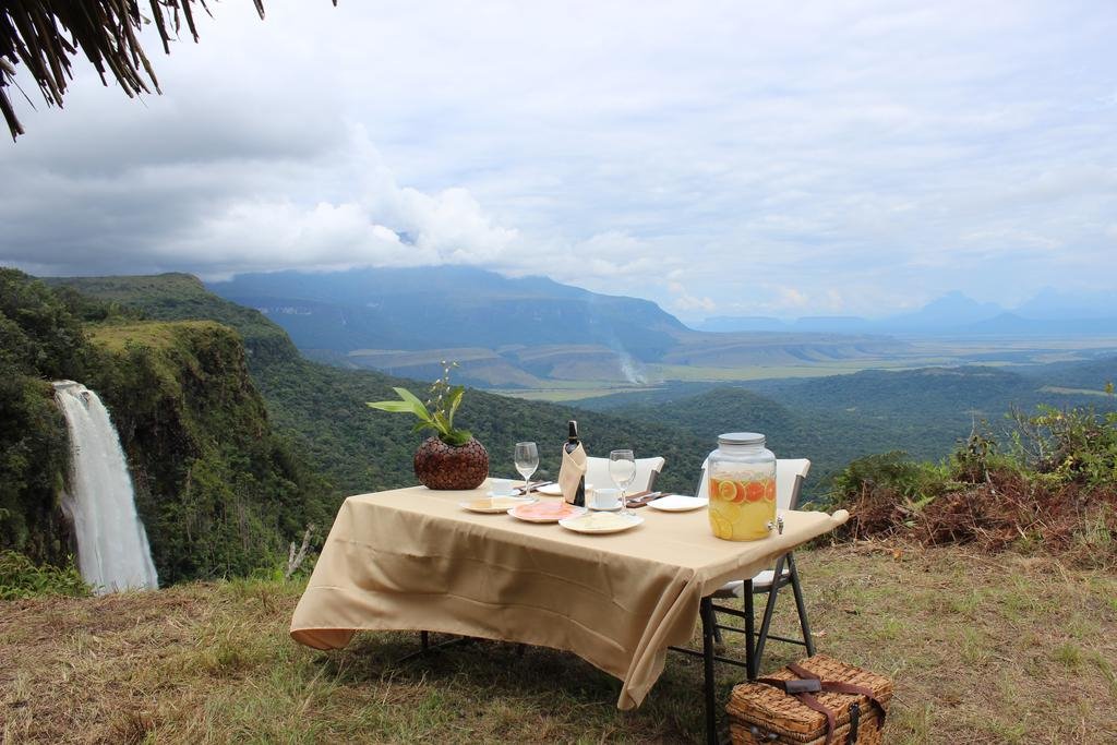 Ara Meru Lodge en Salto del Angel