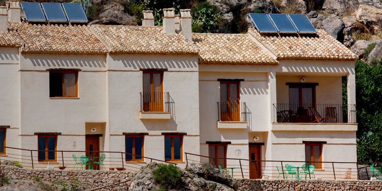 Bajo el Cejo en Spain