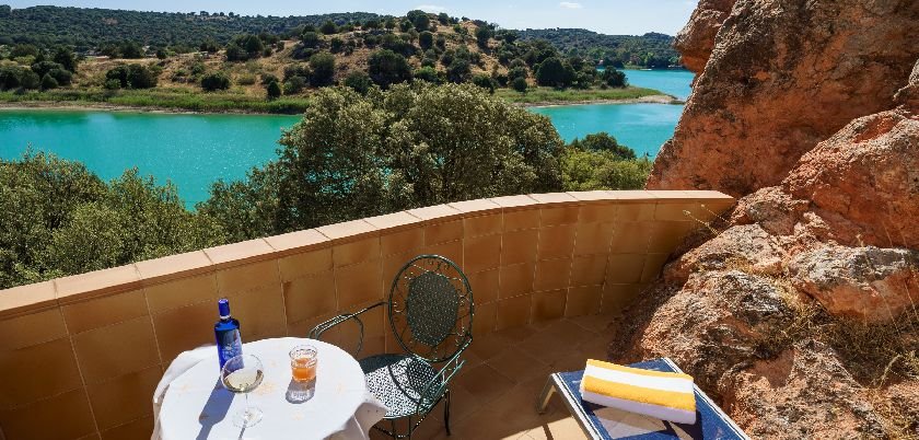 Hotel Albamanjon en Spain