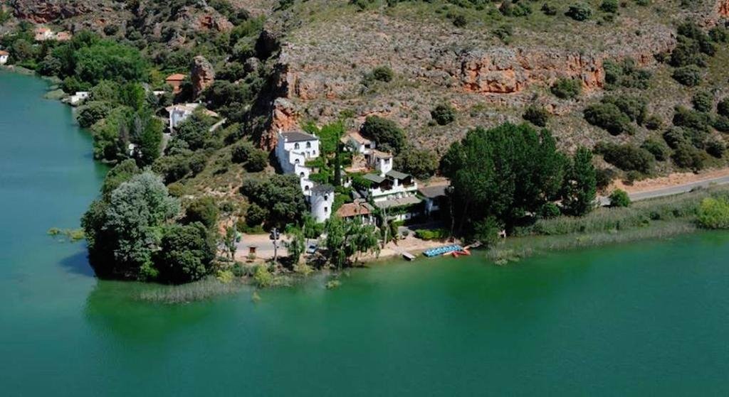 Hotel Albamanjon en Spain