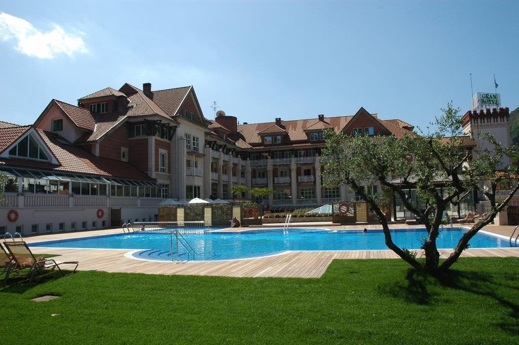 Grand Hotel Balneario de Puente Viesgo en Spain
