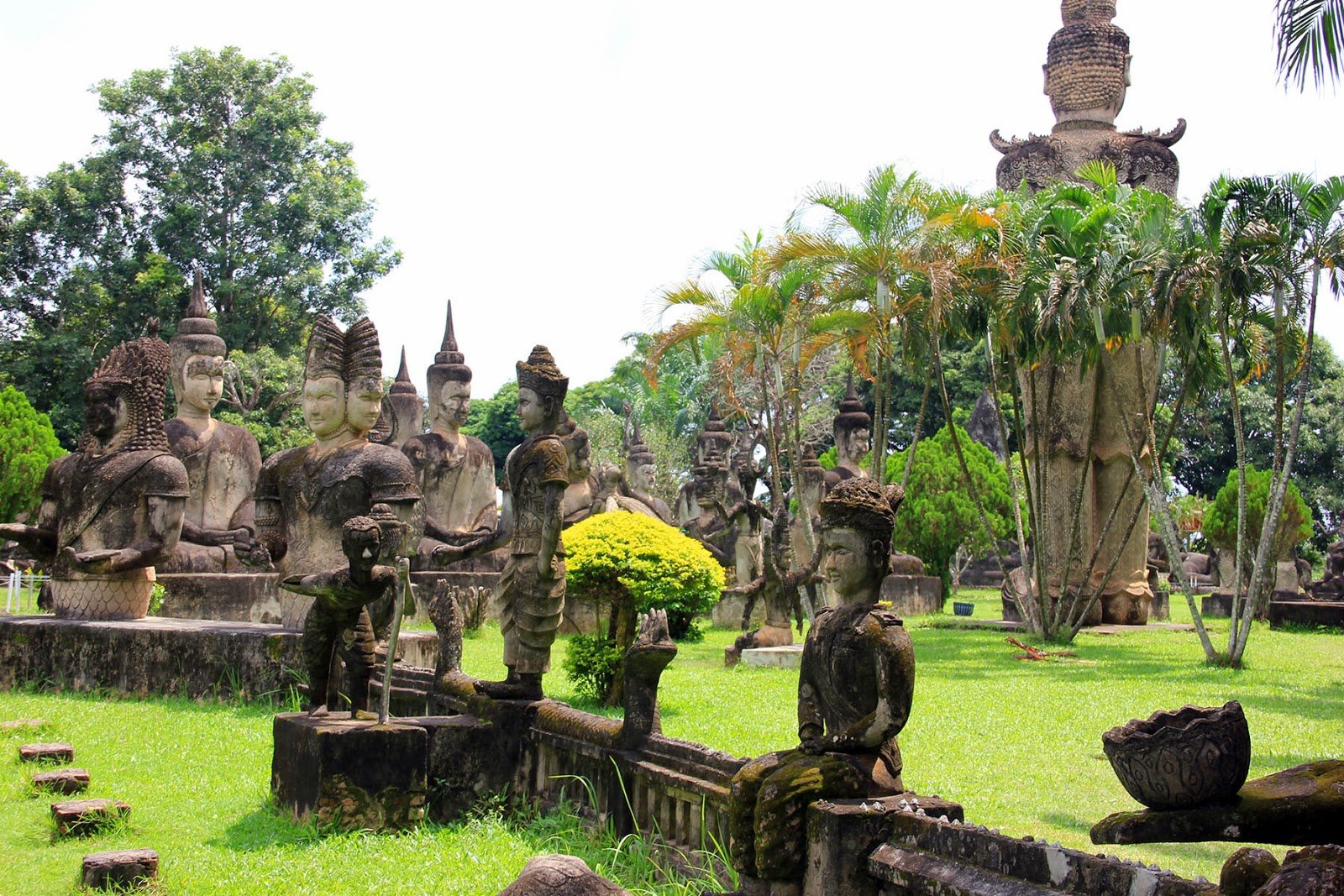 Vientiane | LAT.40