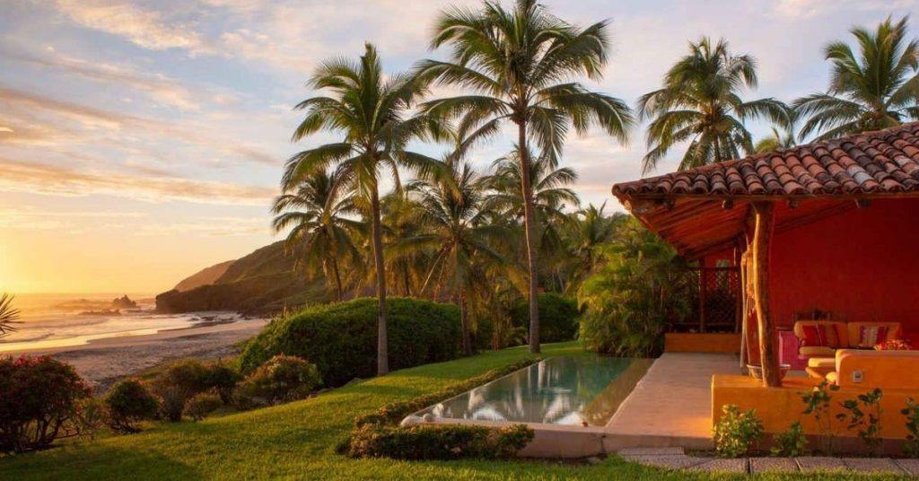 Las Alamandas en Mexico