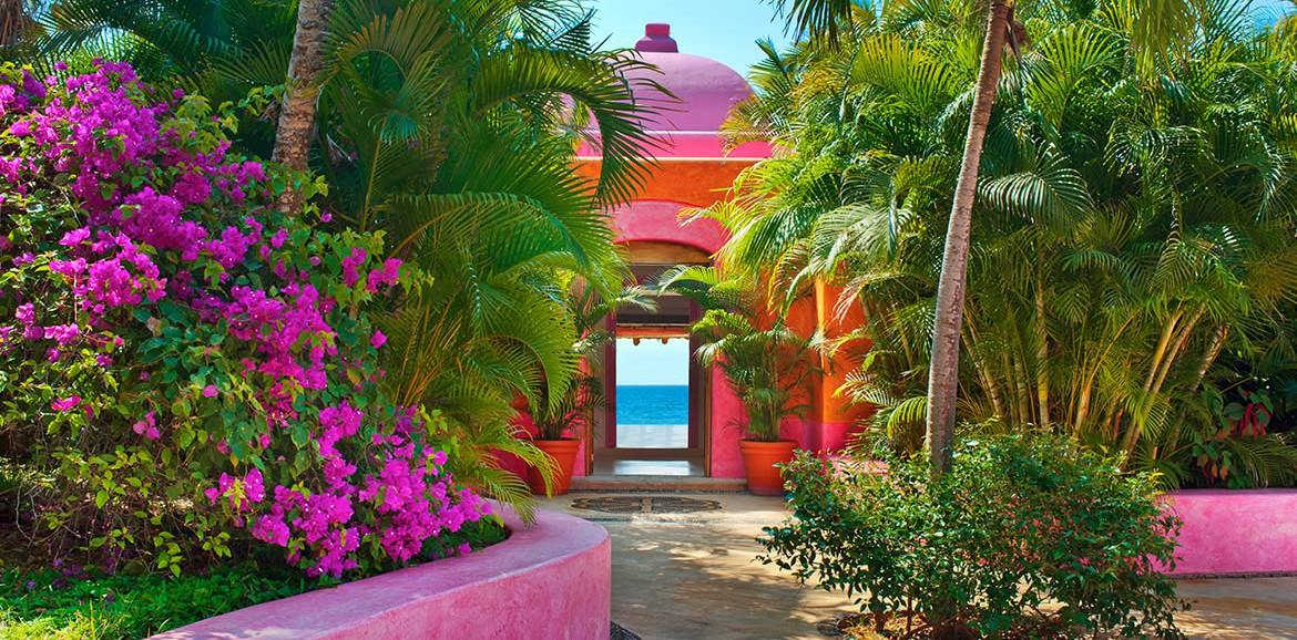 Las Alamandas en Mexico