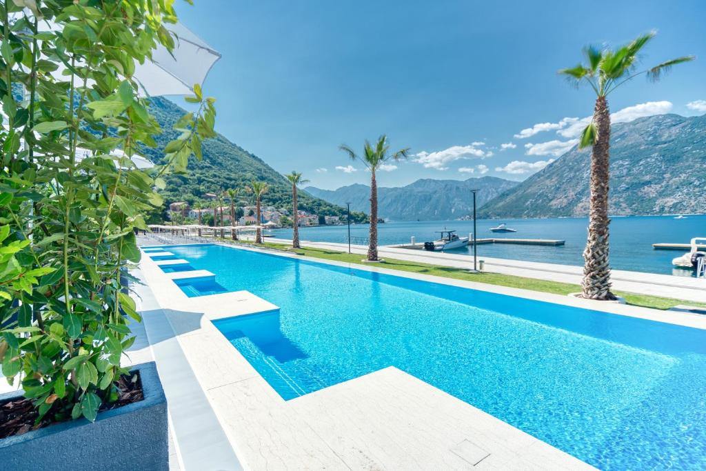 Blue Kotor Bay Premium Spa Resort Hotel en Kotor