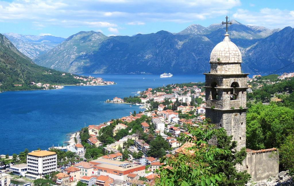 Blue Kotor Bay Premium Spa Resort Hotel en Kotor
