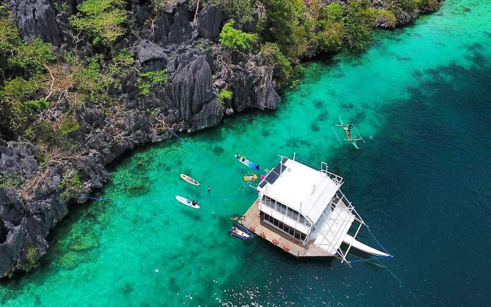 Paolyn Houseboats en Coron