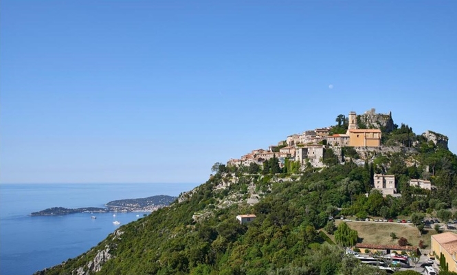 Chateau De La Chevre D Or en France