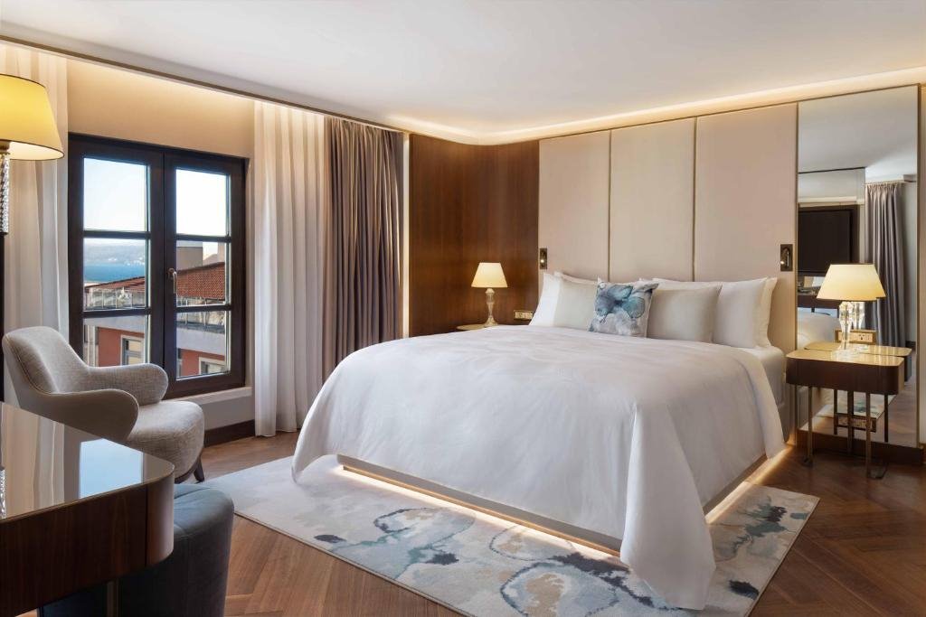 JW Marriott Istanbul Bosphorus en su destino