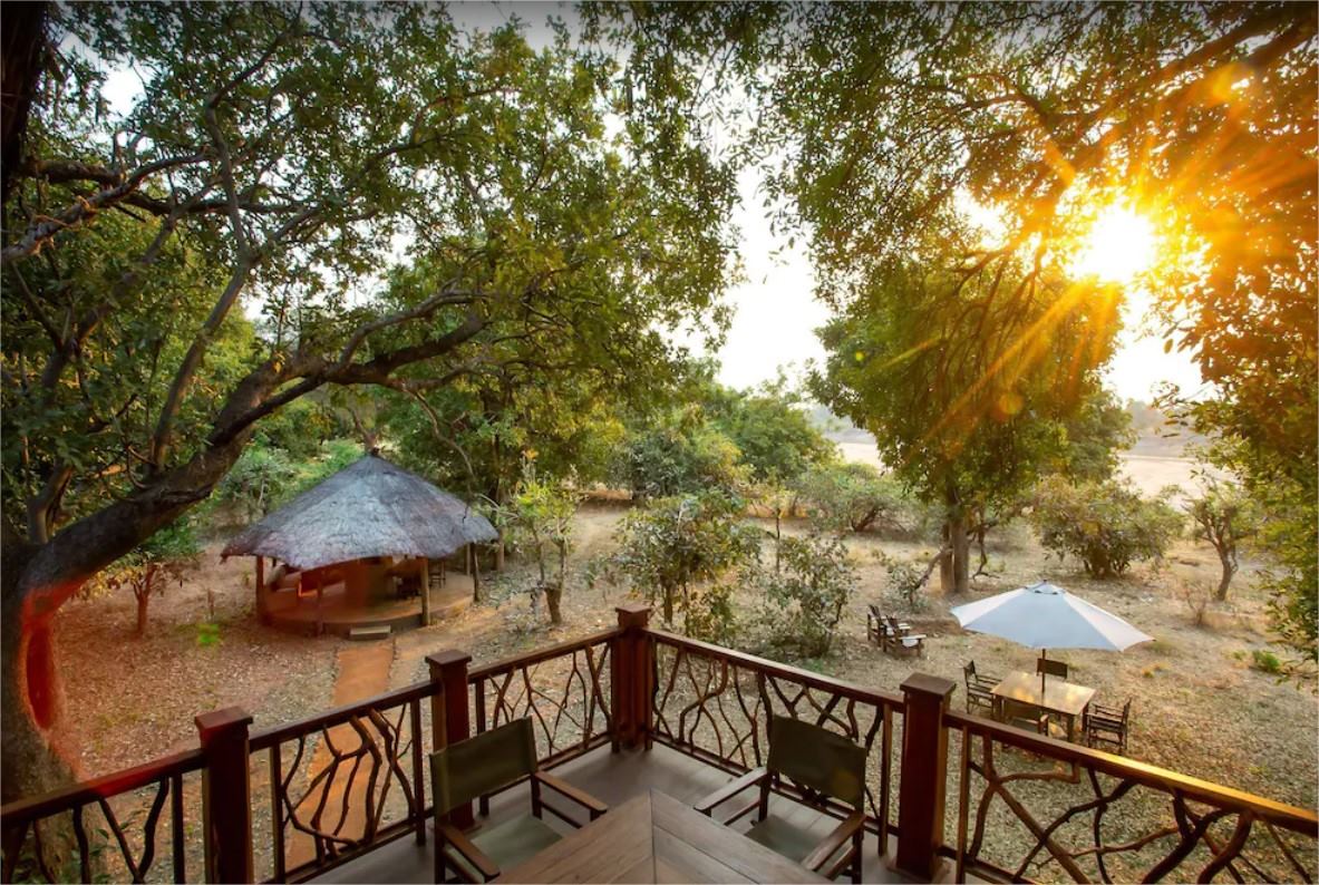 Flatdogs Camp en Luangwa Valley