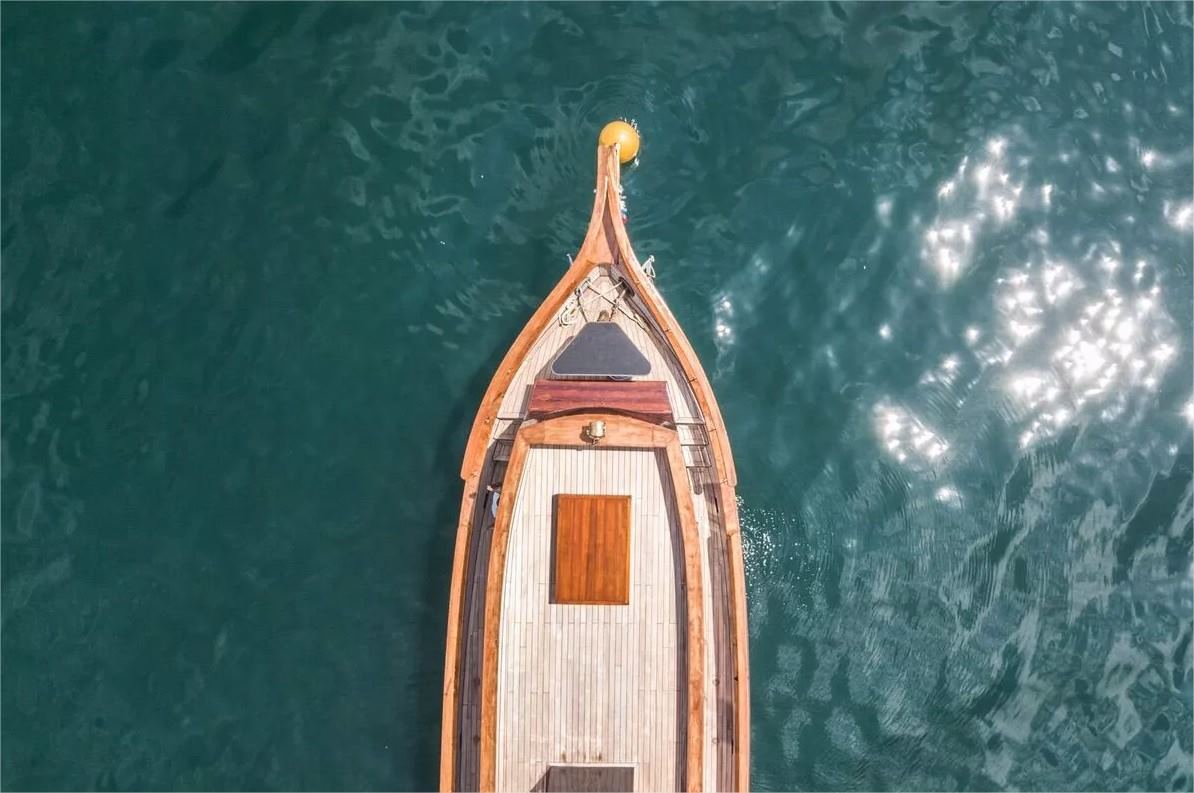 Maha Bhetra Yatch en Thailand