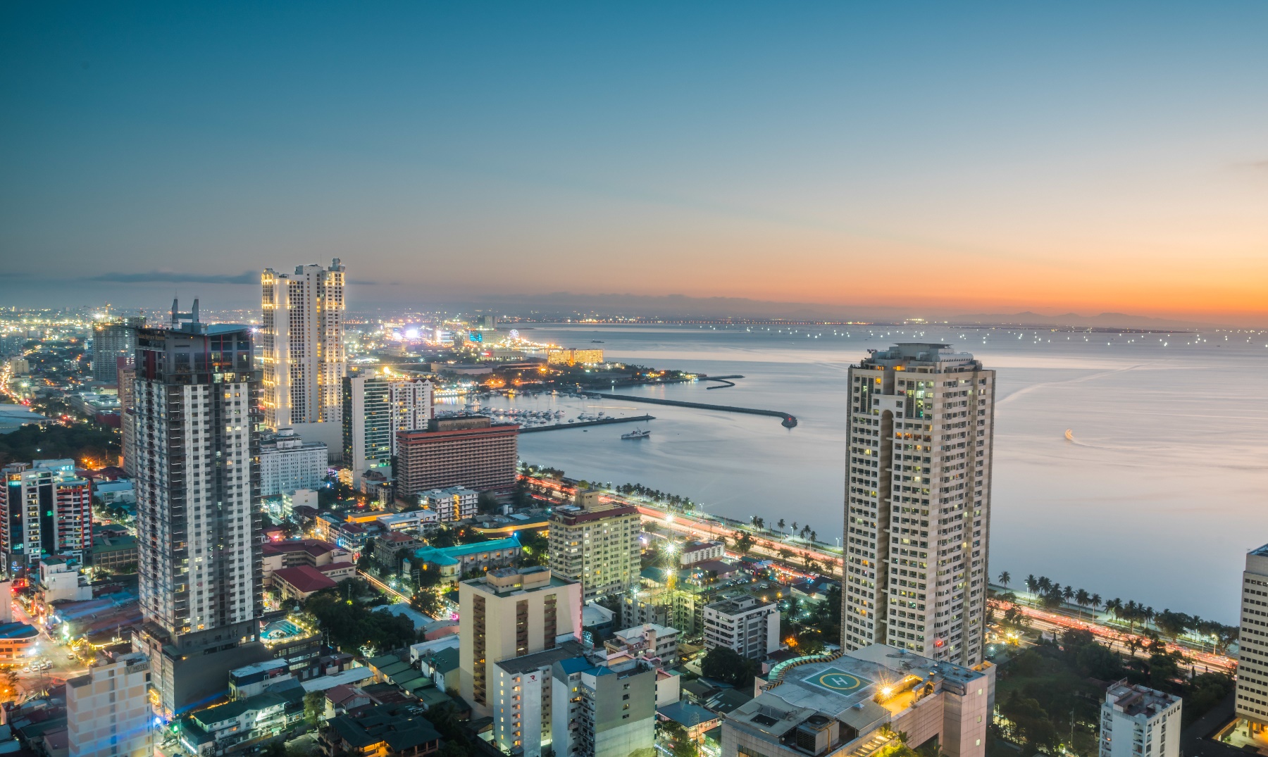 Manila | LAT.40