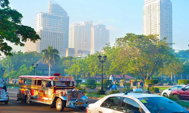 Manila | LAT.40