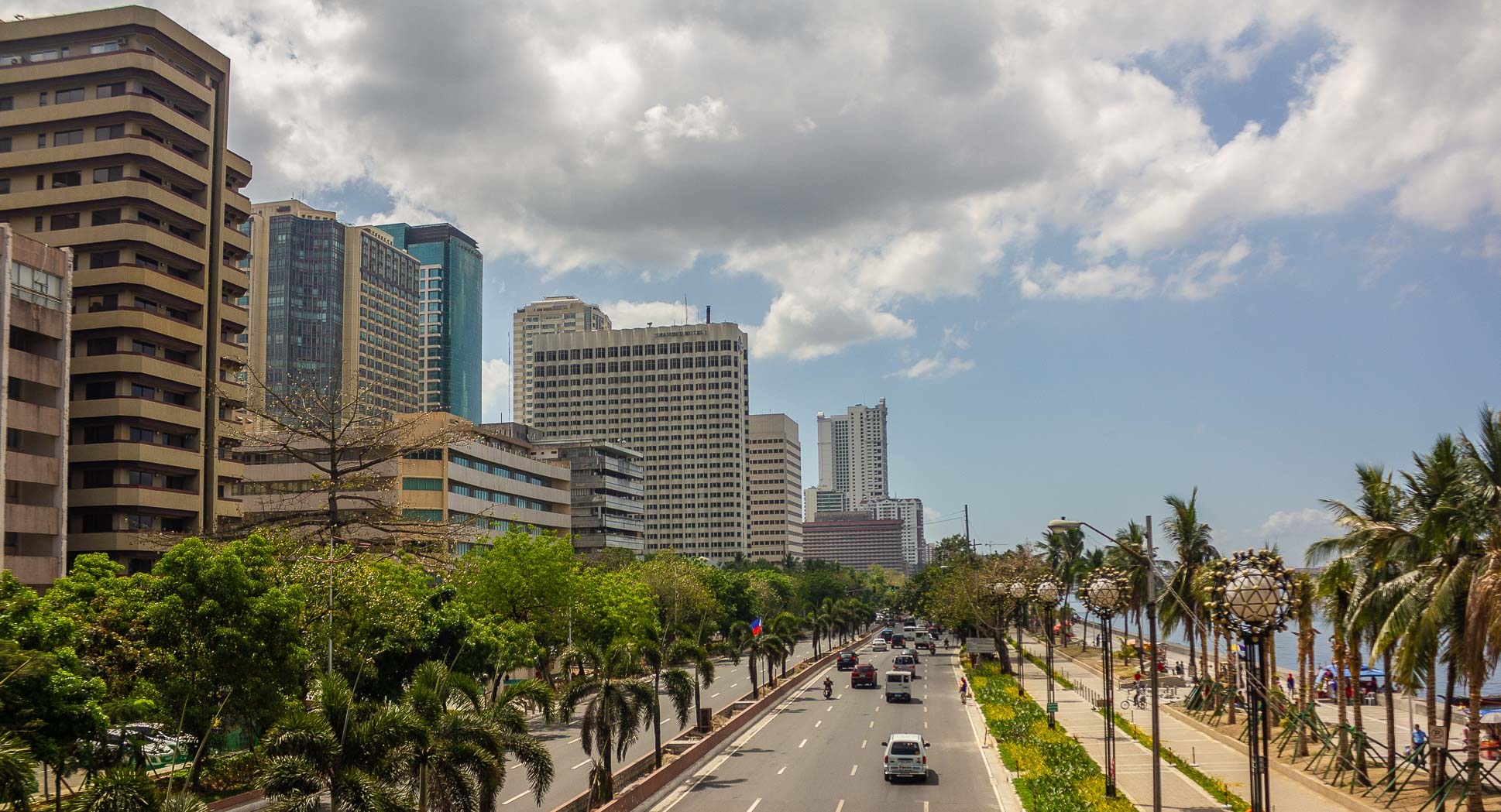 Manila | LAT.40
