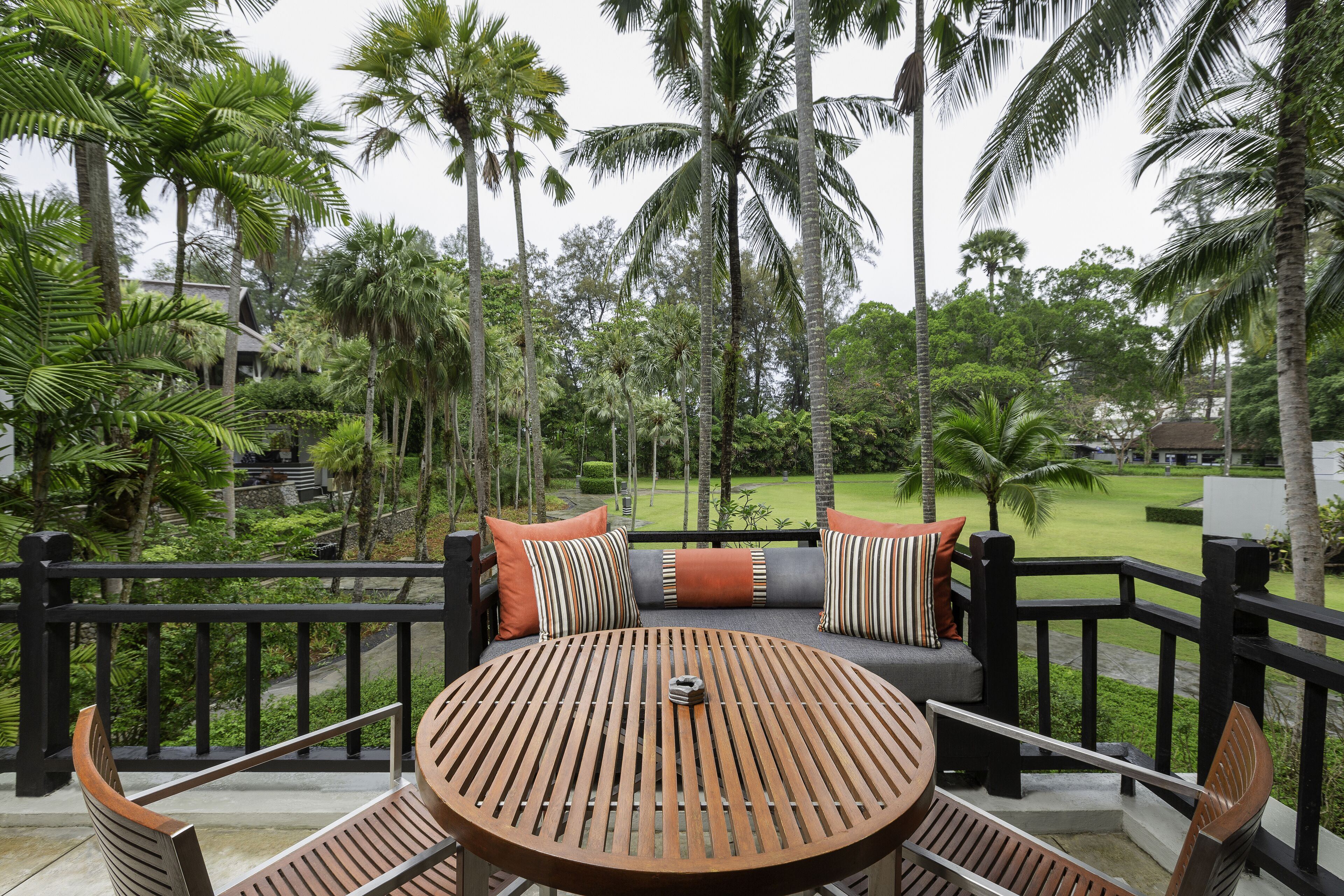 The Slate en Phuket