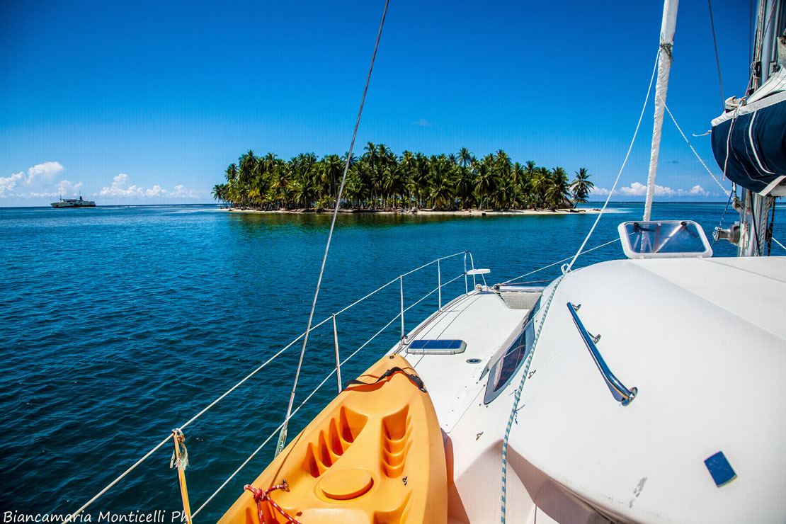 Valpar Nautitech 44  en San Blas Islands