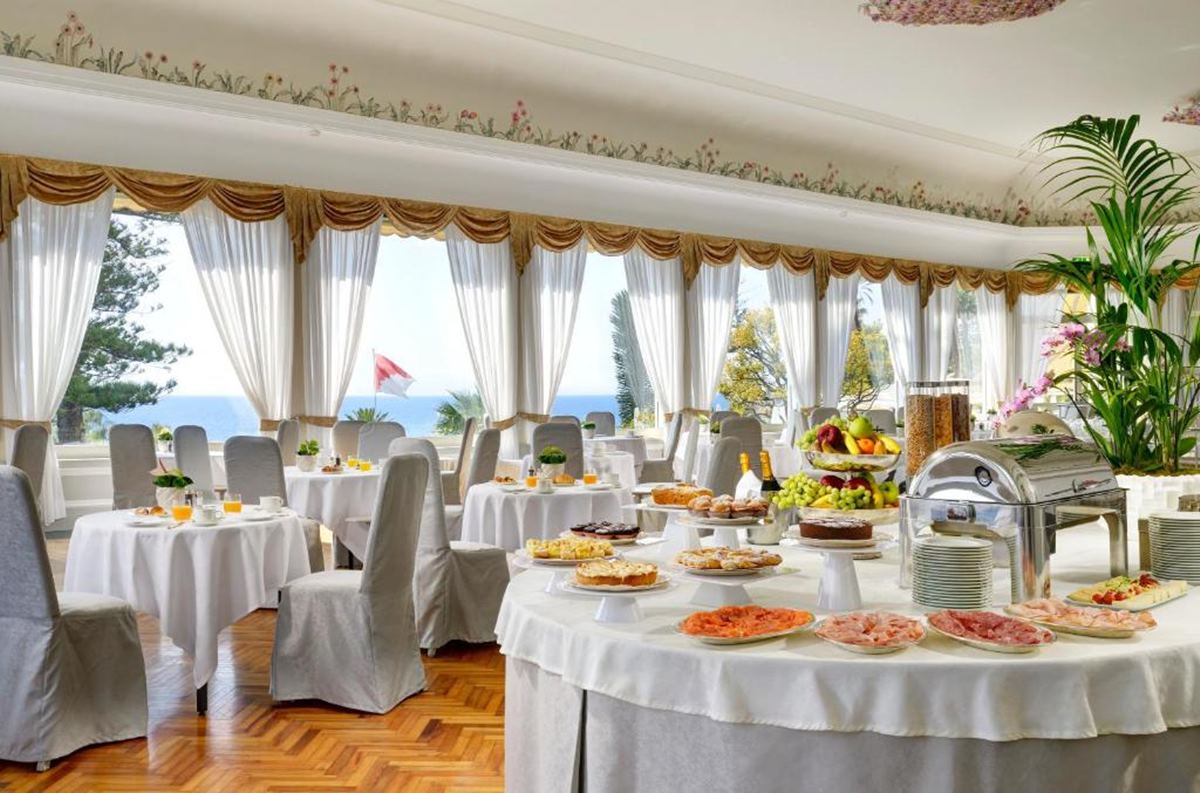 Royal Hotel Sanremo en Italy