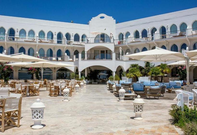 FALKENSTEINER RESORT CAPO BOI en Cerdeña