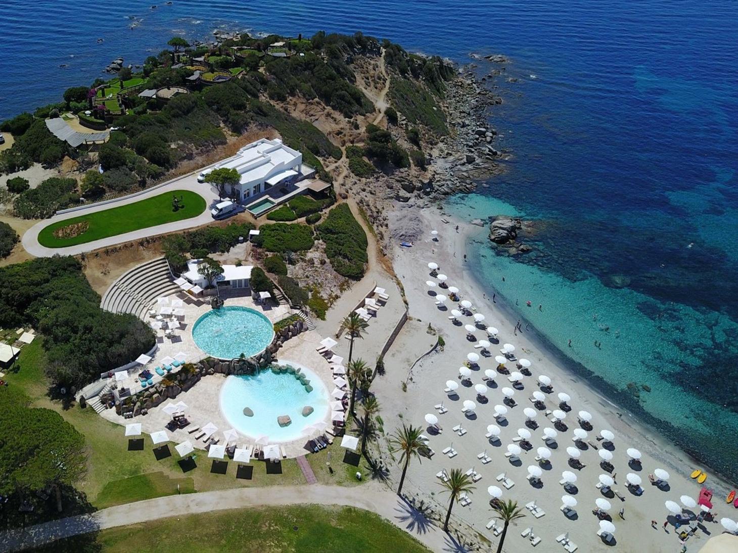 FALKENSTEINER RESORT CAPO BOI en Cerdeña