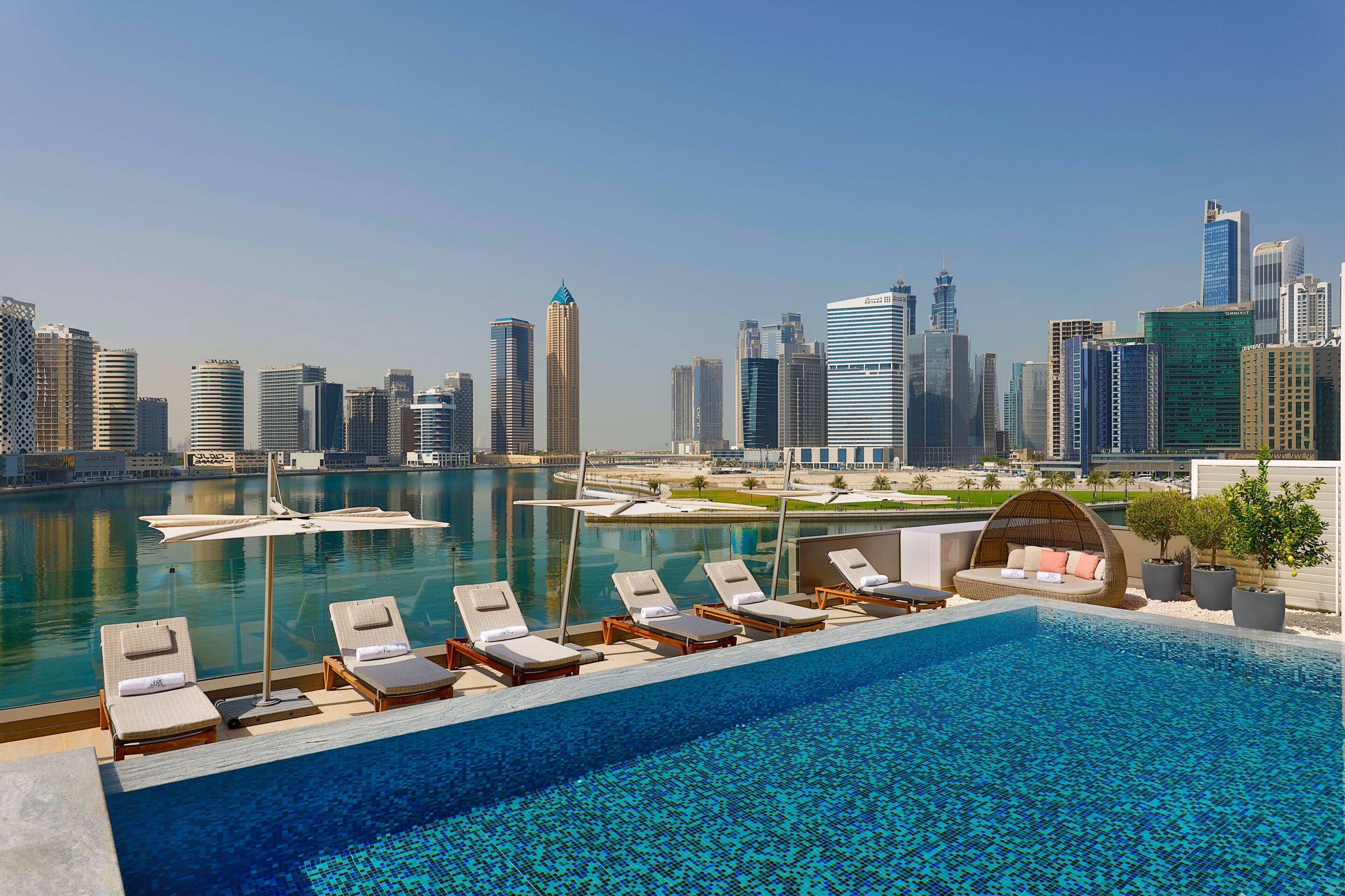 The St. Regis Downtown Dubai en su destino