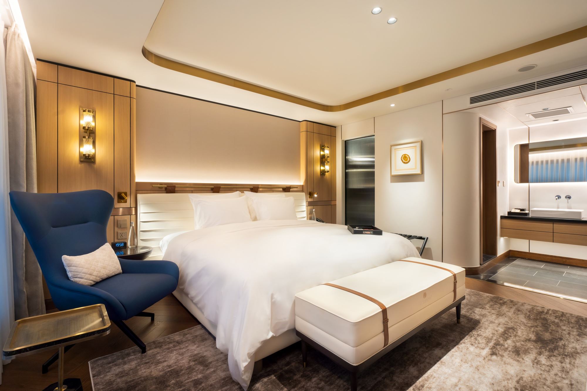 Essence Grand (La Siesta Superyacht) en Halong