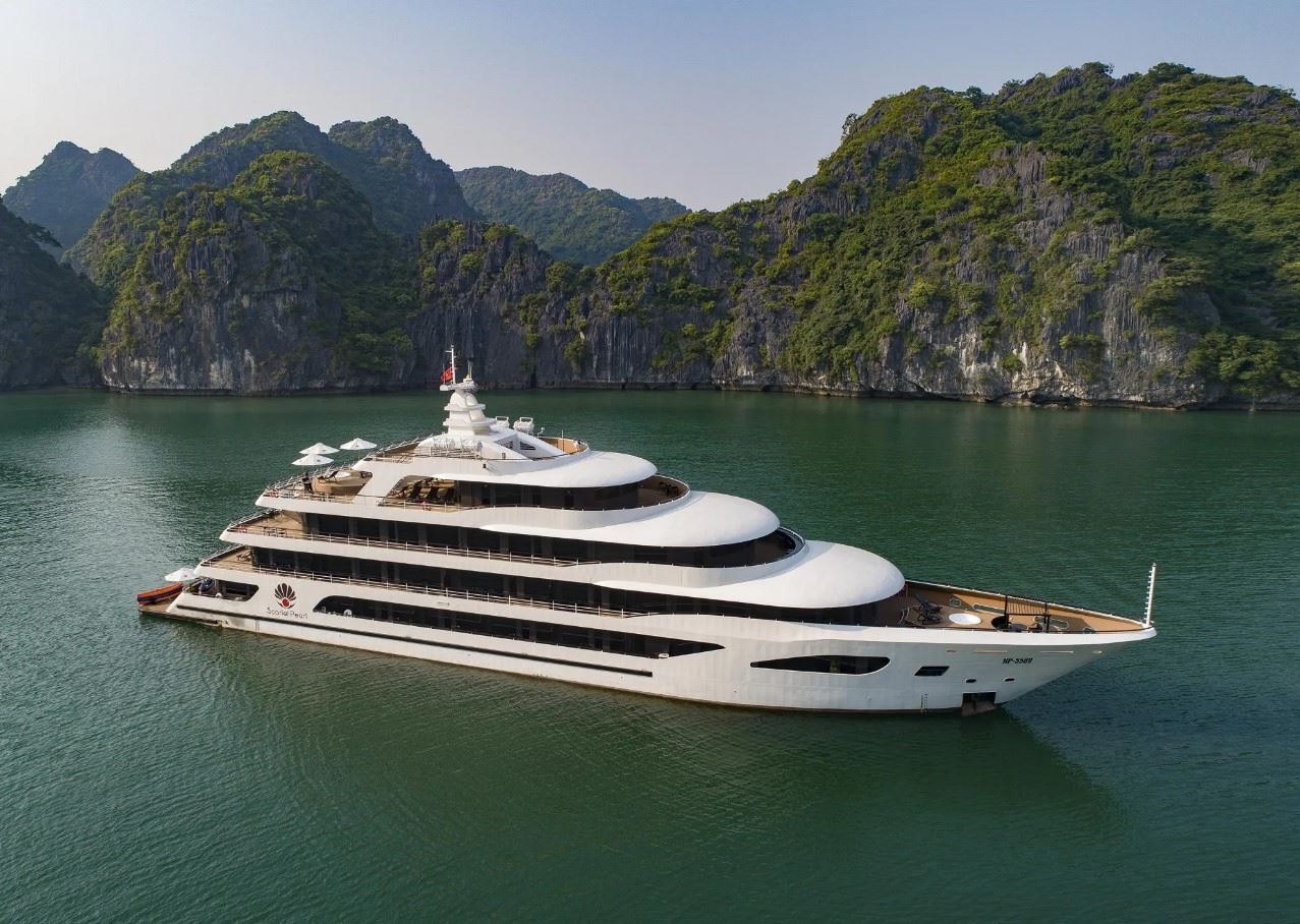 Scarlet Pearl Cruise en su destino